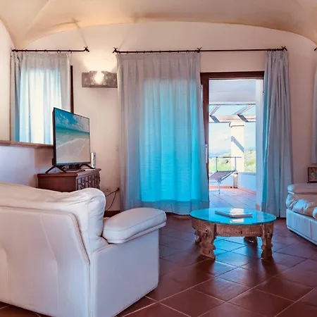 Villa Swimming Pool - Sea View